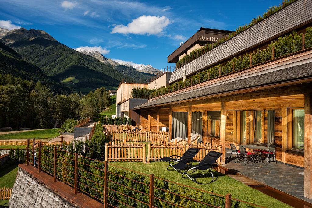 Aurina Lodges Lutago Exterior foto
