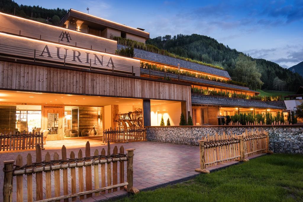 Aurina Lodges Lutago Exterior foto