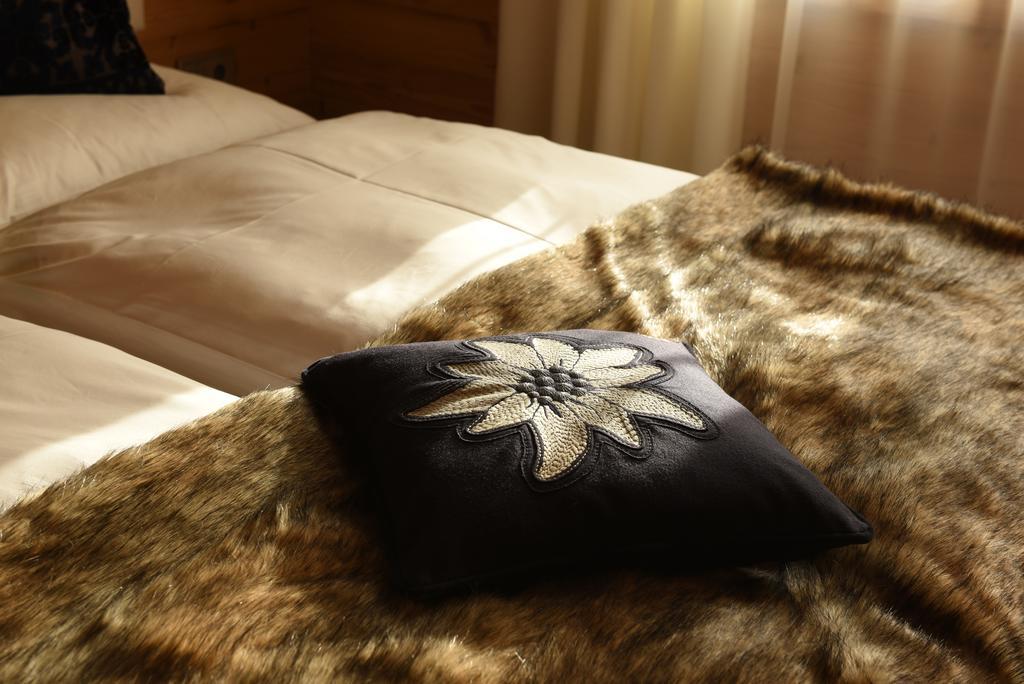 Aurina Lodges Lutago Exterior foto