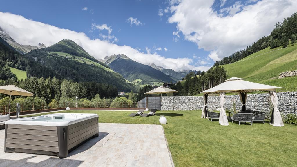 Aurina Lodges Lutago Exterior foto